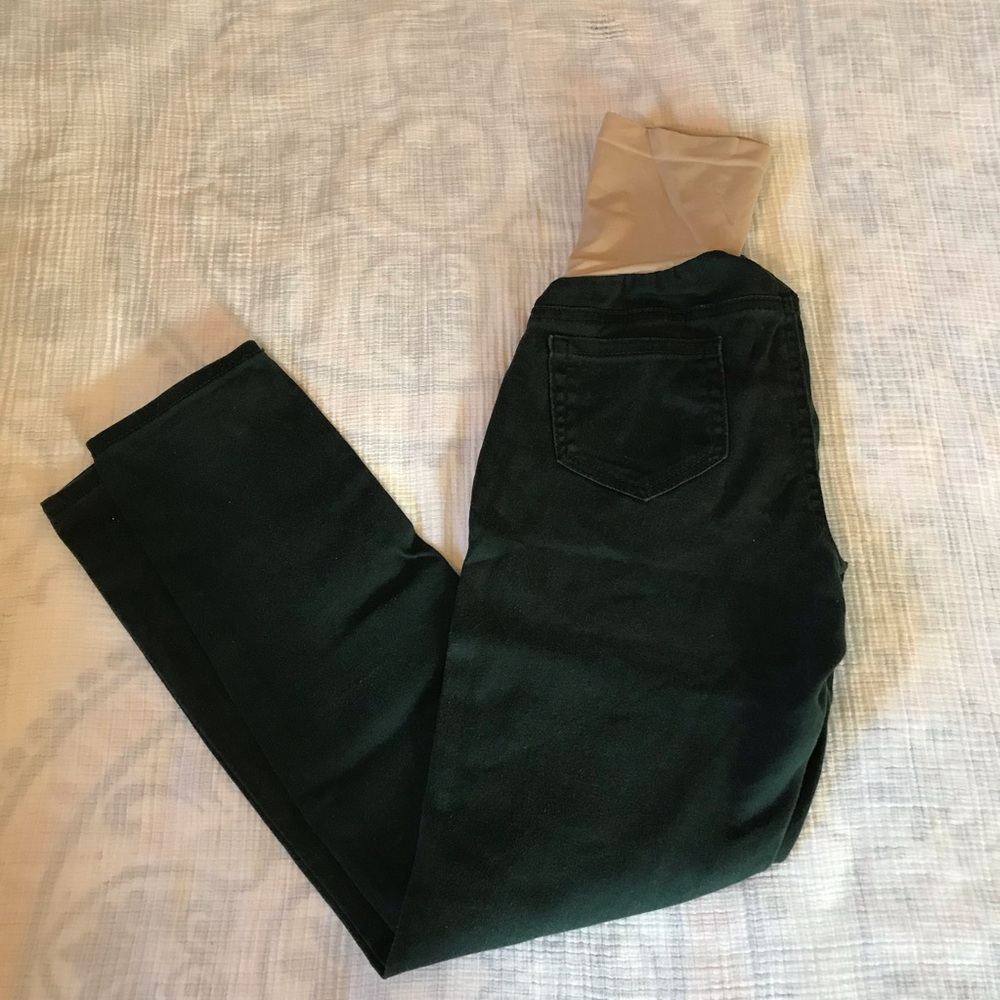 😳3/$15😳 Hunter Green Motherhood maternity jeans size M